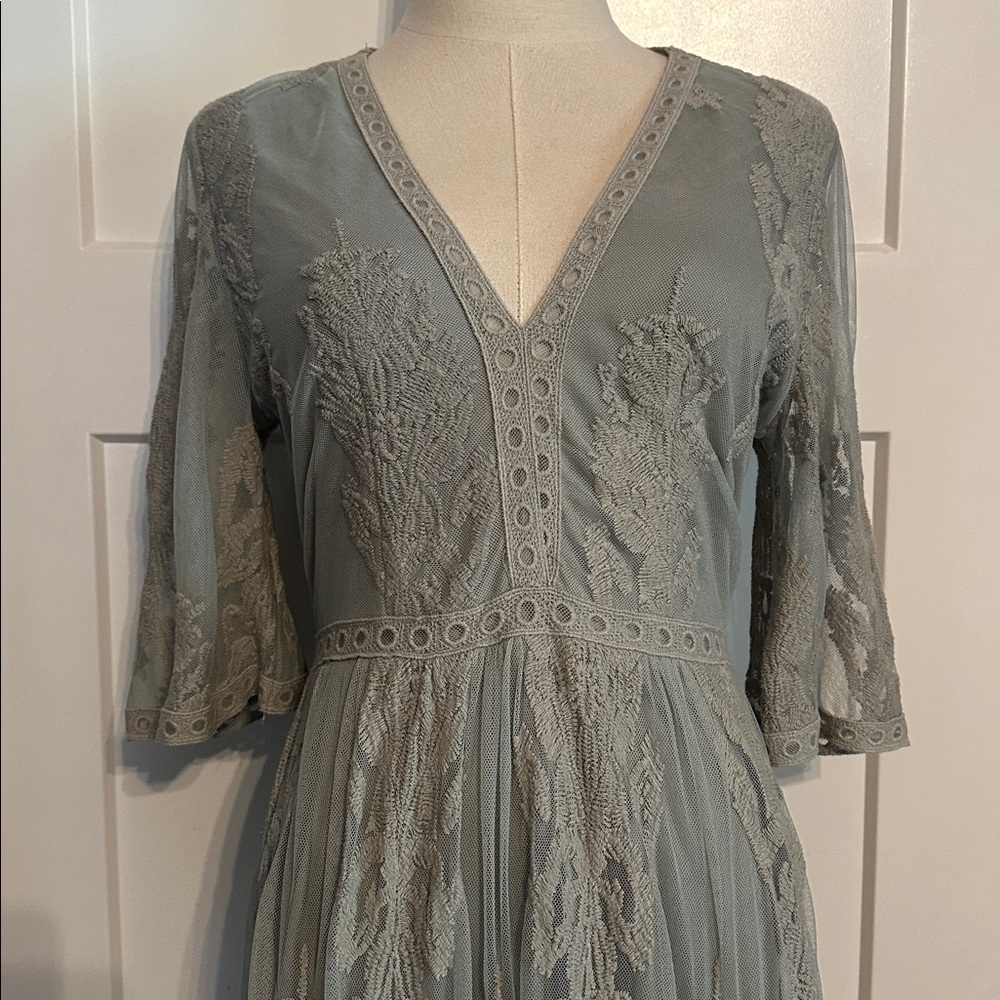 Wishlist Boho sage green lace deep vneck shorts romper M 1/2 sleeve Maxi Dress